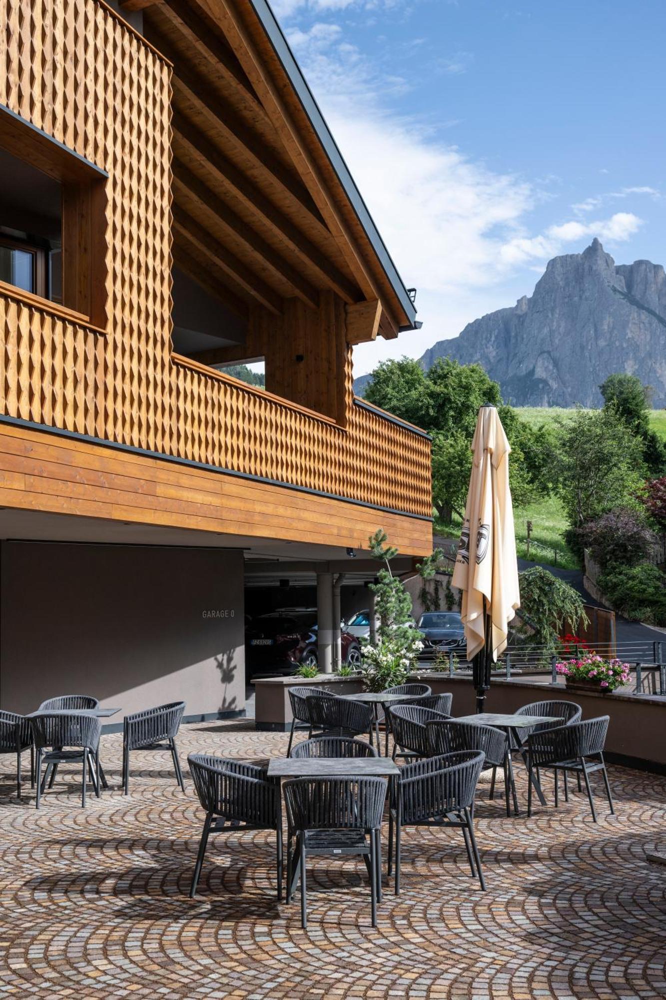 Hotel Alpenroyal Castelrotto Dış mekan fotoğraf